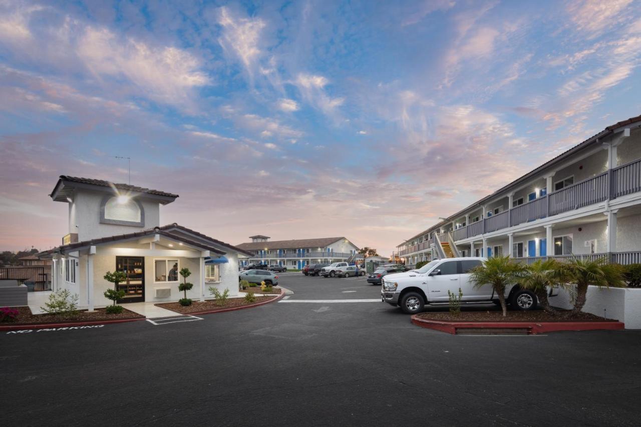 Days Inn By Wyndham Arroyo Grande Pismo Beach Exterior photo