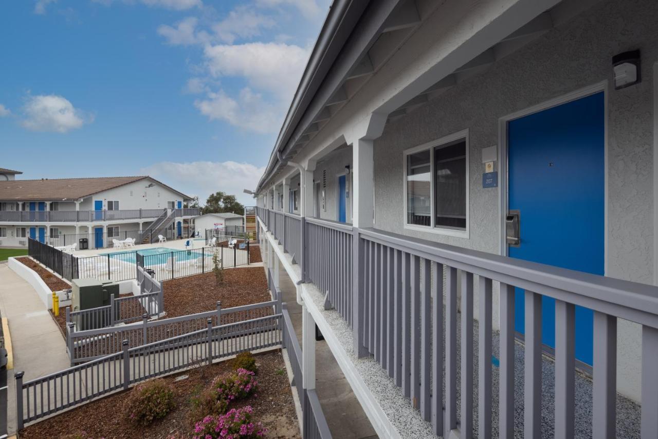 Days Inn By Wyndham Arroyo Grande Pismo Beach Exterior photo