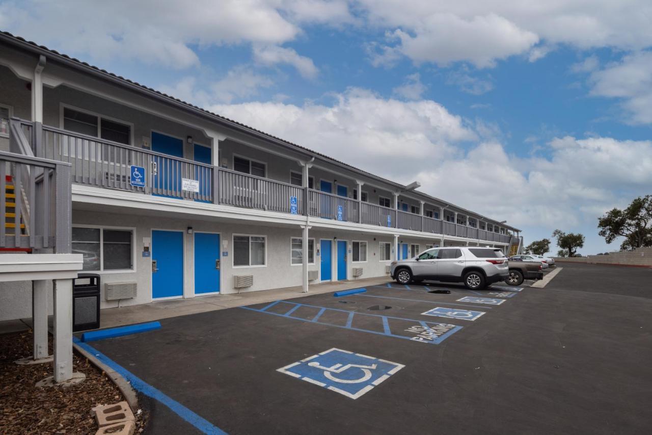 Days Inn By Wyndham Arroyo Grande Pismo Beach Exterior photo